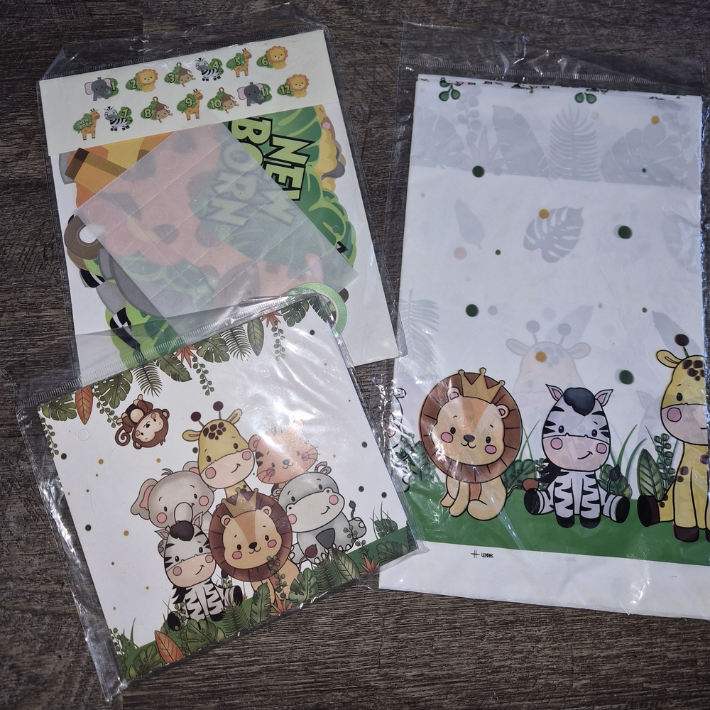 Jungle Safari Party Supplies Set